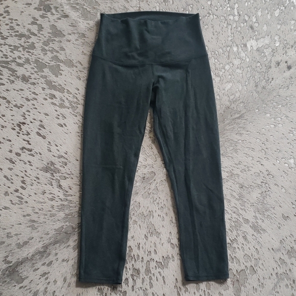 lululemon athletica Pants - Lululemon Wunder Under High Rise Crop Legging